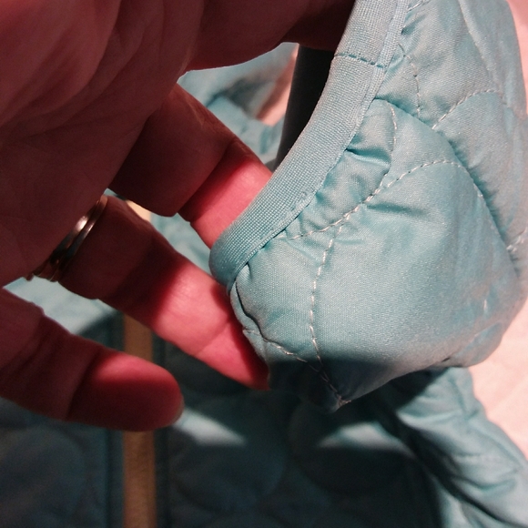 ⬇️Baby Gap light quilted reversible coat - Picture 4 of 14